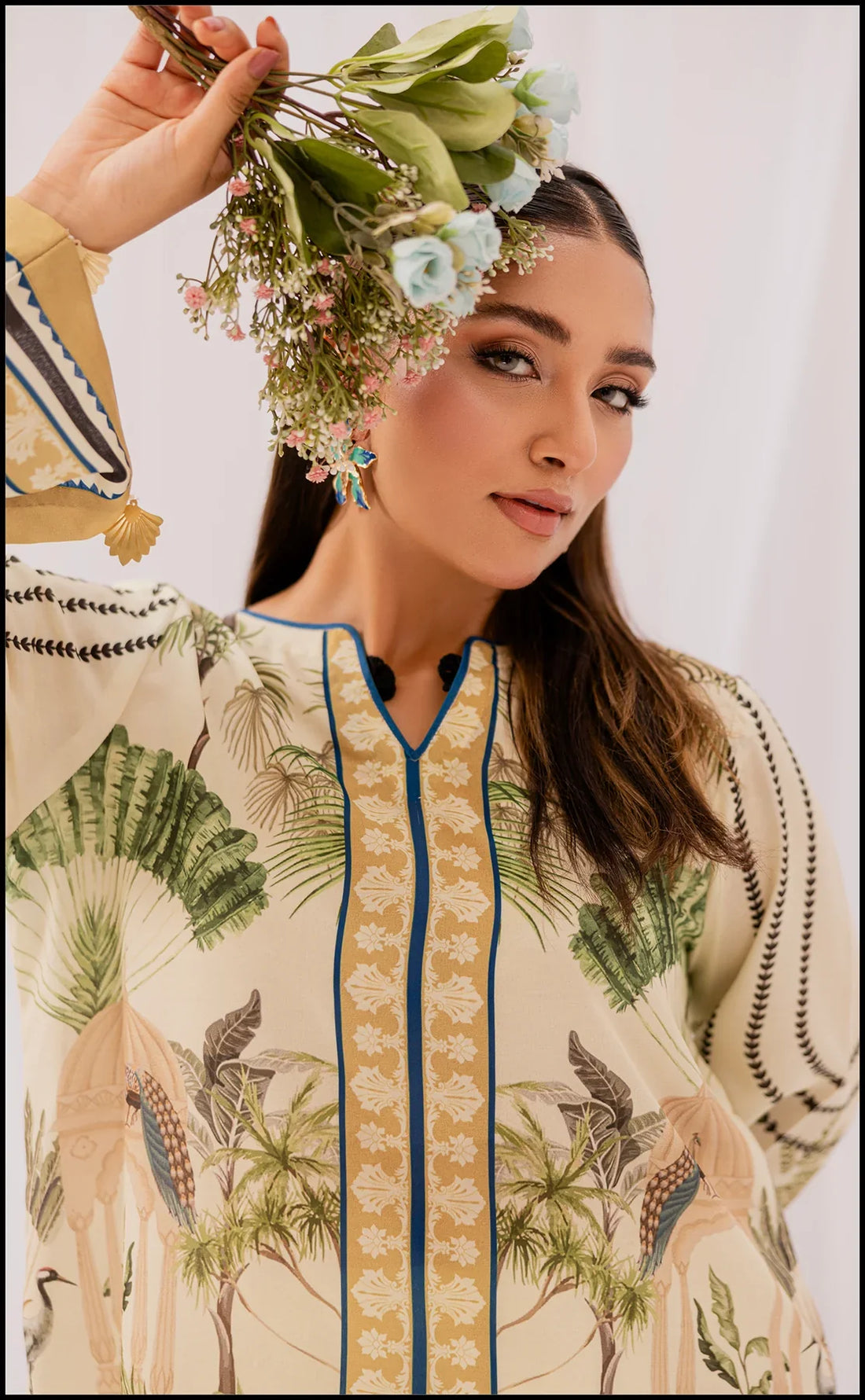 Marfa Vibrant Floral Lawn Pret Elegant Printed 2-Piece Suit