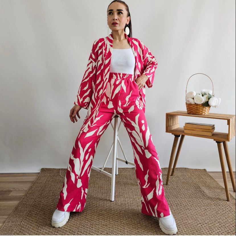 Vibrant Elegance Striking Abstract Print Co-ord Set