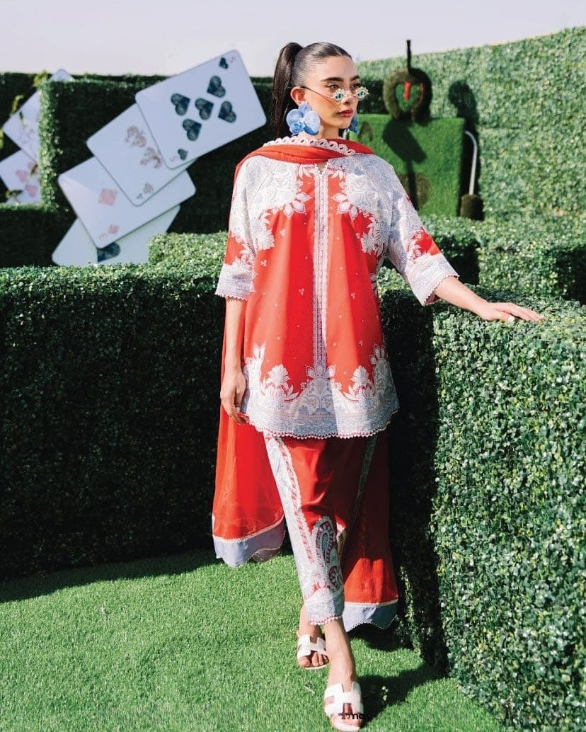 Crimson Grace – Premium Digital Printed Lawn 2-Piece Set